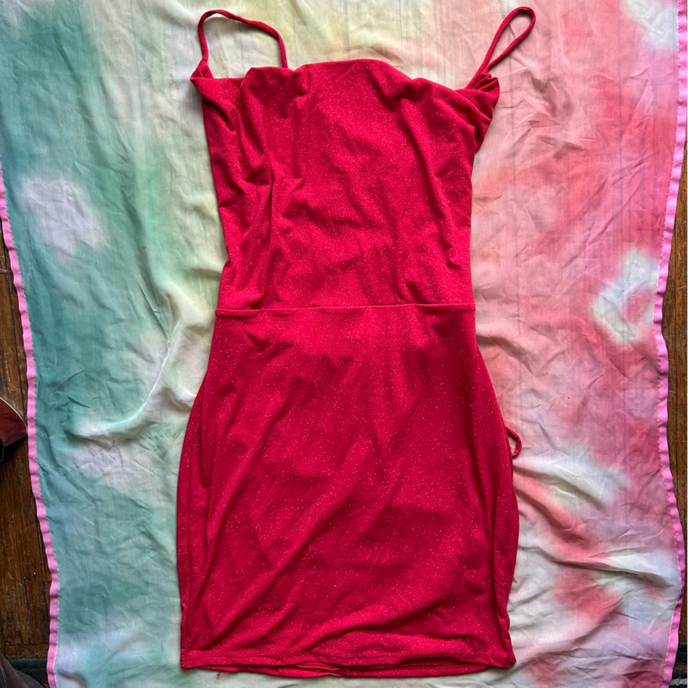 Lucy In The Sky-Red Shimmer Criss-Cross Back Cowl Neck Bodycon Minidress